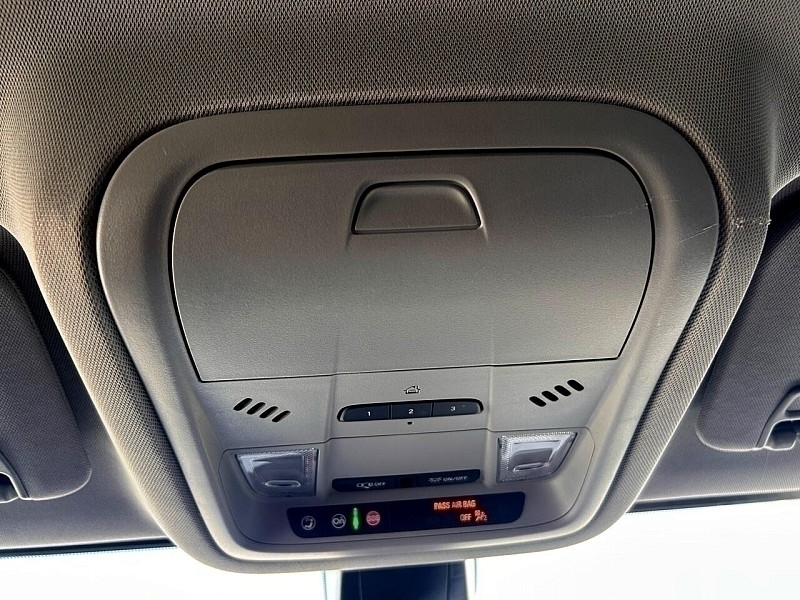 GMC Acadia AWD 4dr SLT 2023 GMC Acadia AWD 4dr SLT 2023