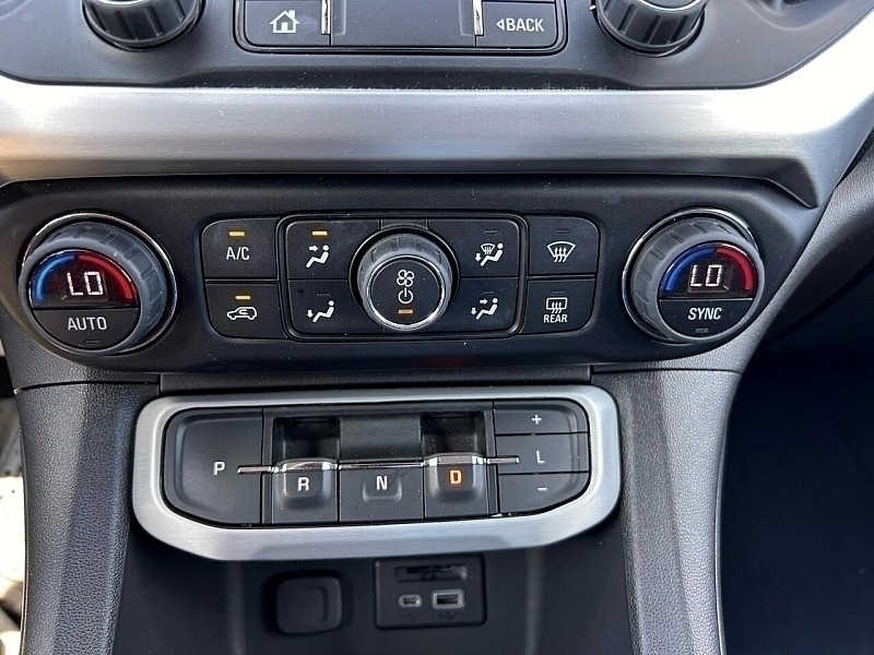 GMC Acadia AWD 4dr SLT 2023 GMC Acadia AWD 4dr SLT 2023