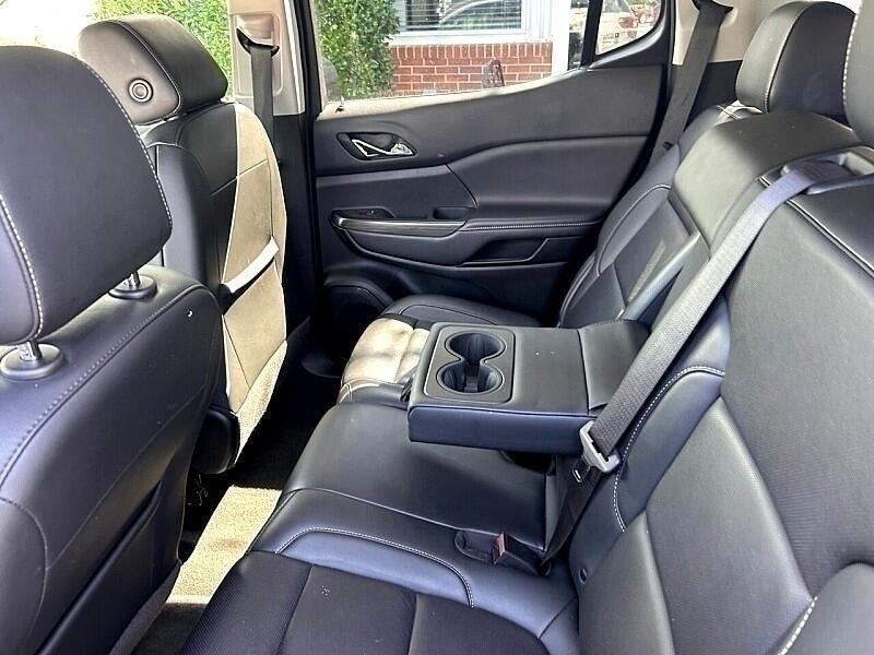 GMC Acadia AWD 4dr SLT 2023