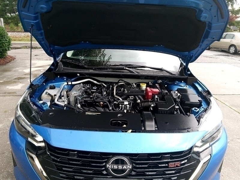 Nissan Sentra SR CVT 2024 Nissan Sentra SR CVT 2024