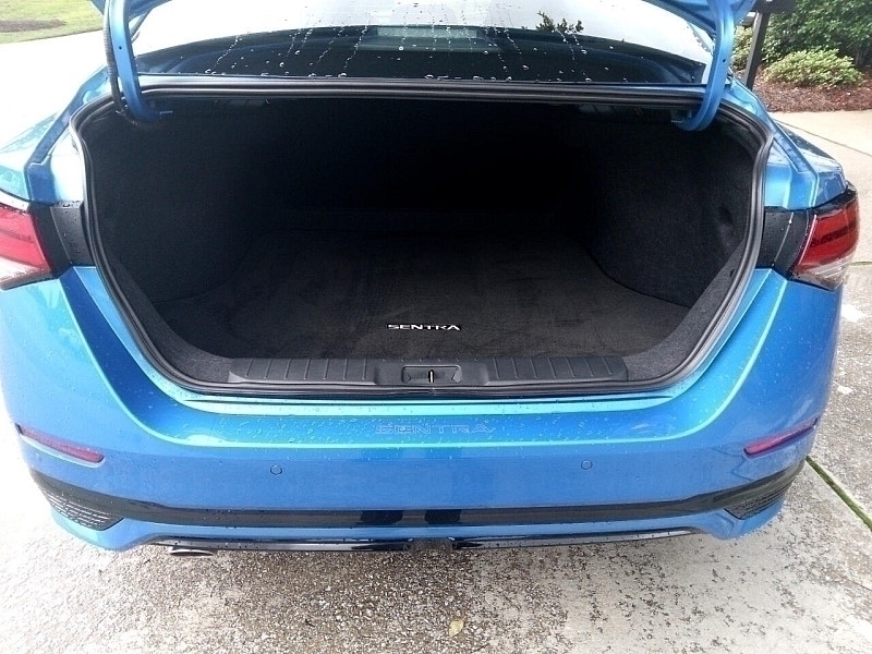 Nissan Sentra SR CVT 2024 Nissan Sentra SR CVT 2024