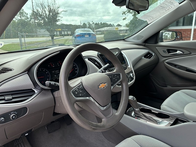 Chevrolet Malibu 4dr Sdn LS w/1FL 2020 Chevrolet Malibu 4dr Sdn LS w/1FL 2020