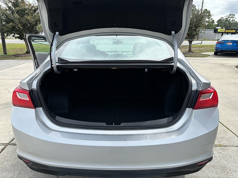 Chevrolet Malibu 4dr Sdn LS w/1FL 2020 Chevrolet Malibu 4dr Sdn LS w/1FL 2020