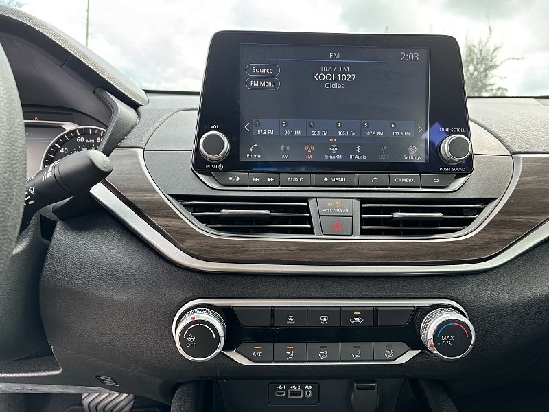 Nissan Altima 2.5 SV Sedan 2024 Nissan Altima 2.5 SV Sedan 2024