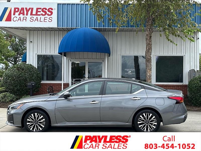 2024 Nissan Altima 2.5 SV Sedan