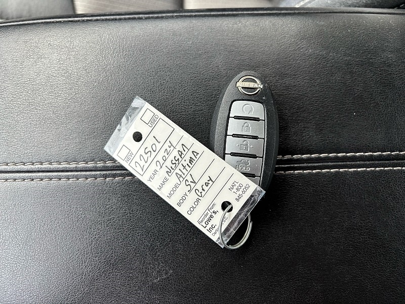 Nissan Altima 2.5 SV Sedan 2024