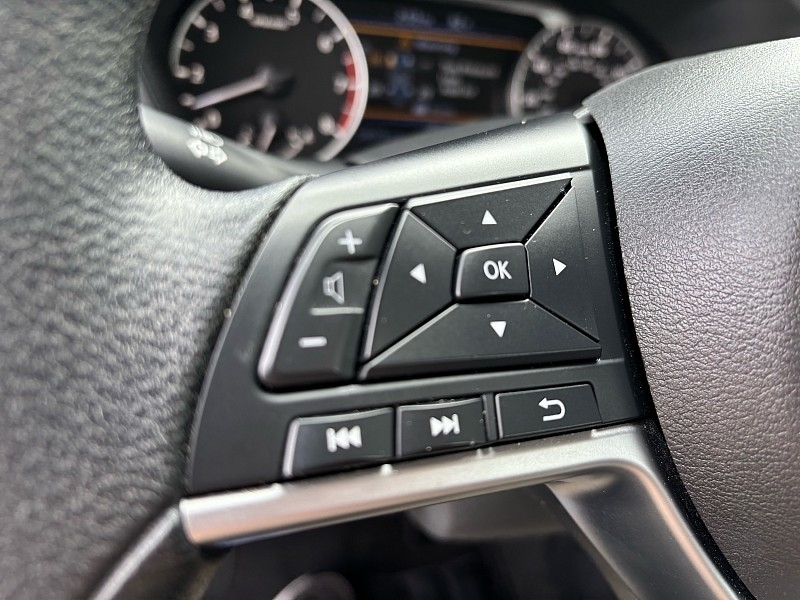 Nissan Altima 2.5 SV Sedan 2024