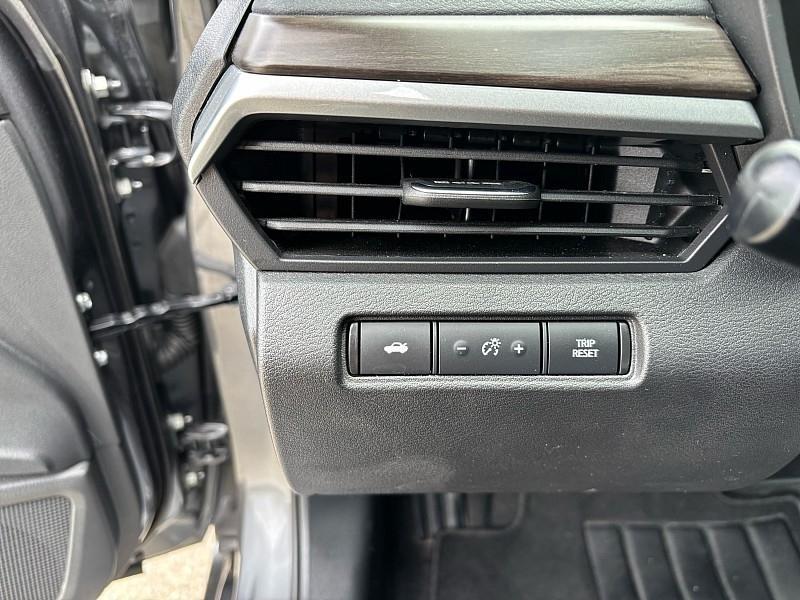 Nissan Altima 2.5 SV Sedan 2024