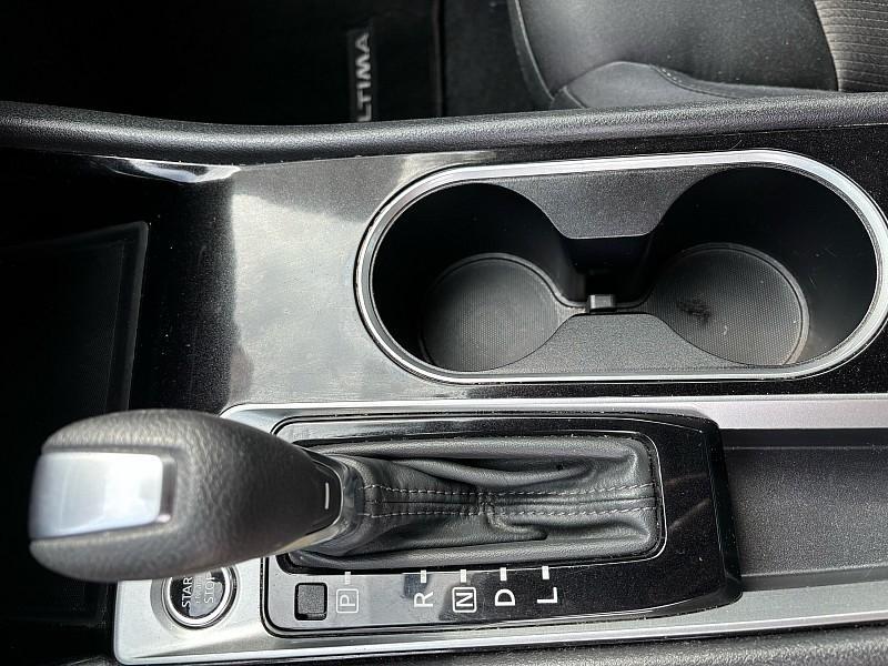 Nissan Altima 2.5 SV Sedan 2024