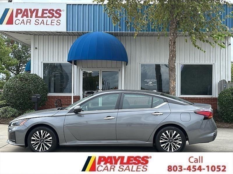 Nissan Altima 2.5 SV Sedan 2024