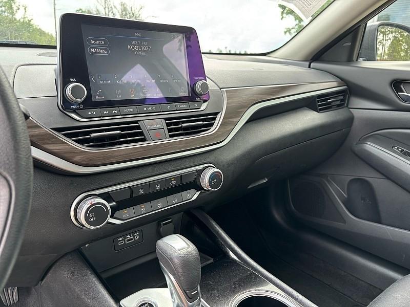 Nissan Altima 2.5 SV Sedan 2024