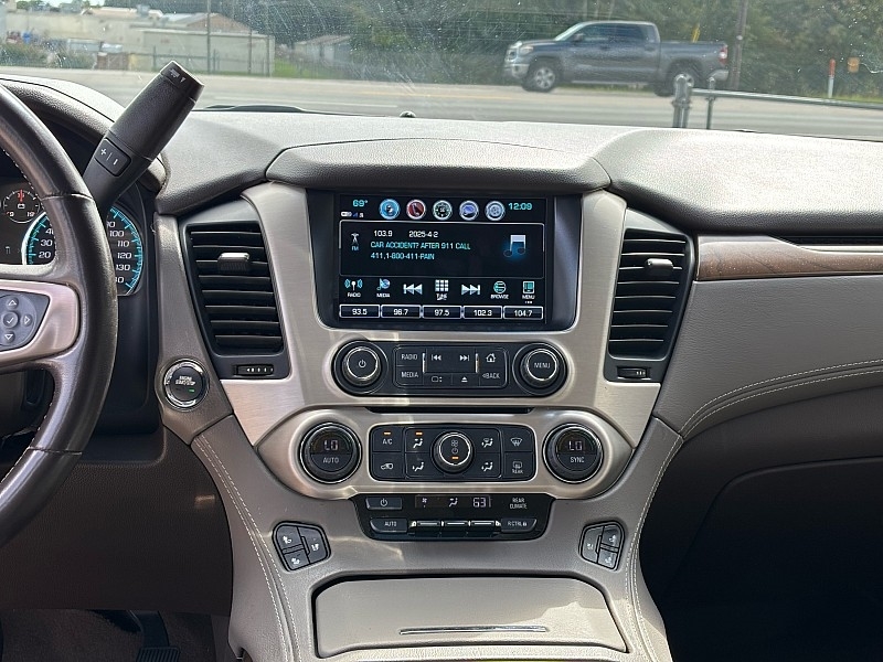 GMC Yukon 4WD 4dr Denali 2019 GMC Yukon 4WD 4dr Denali 2019