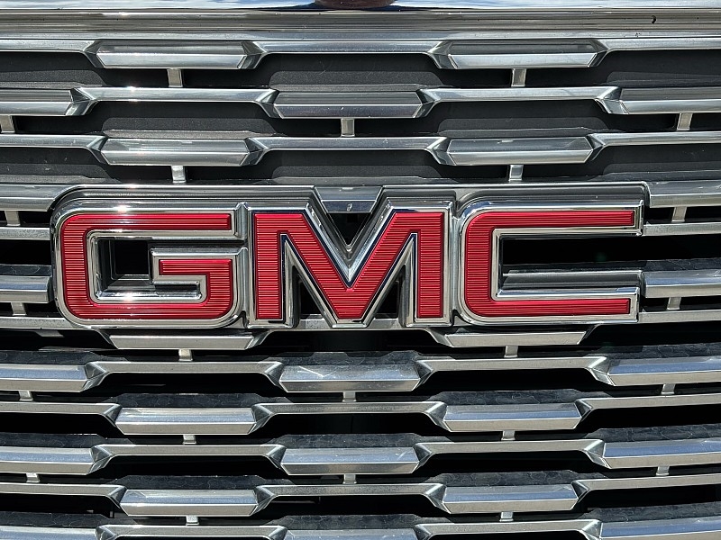 GMC Yukon 4WD 4dr Denali 2019 GMC Yukon 4WD 4dr Denali 2019