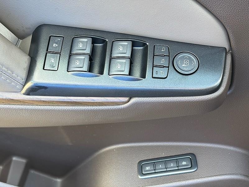 GMC Yukon 4WD 4dr Denali 2019