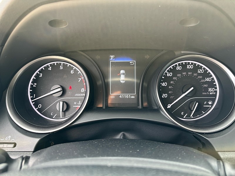 Toyota Camry SE Auto (Natl) 2024