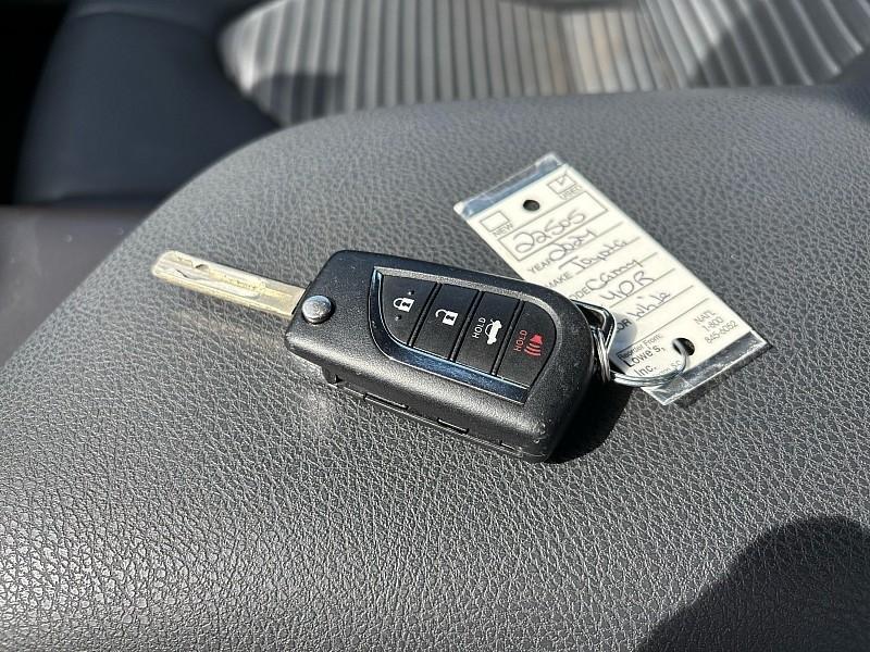 Toyota Camry SE Auto (Natl) 2024