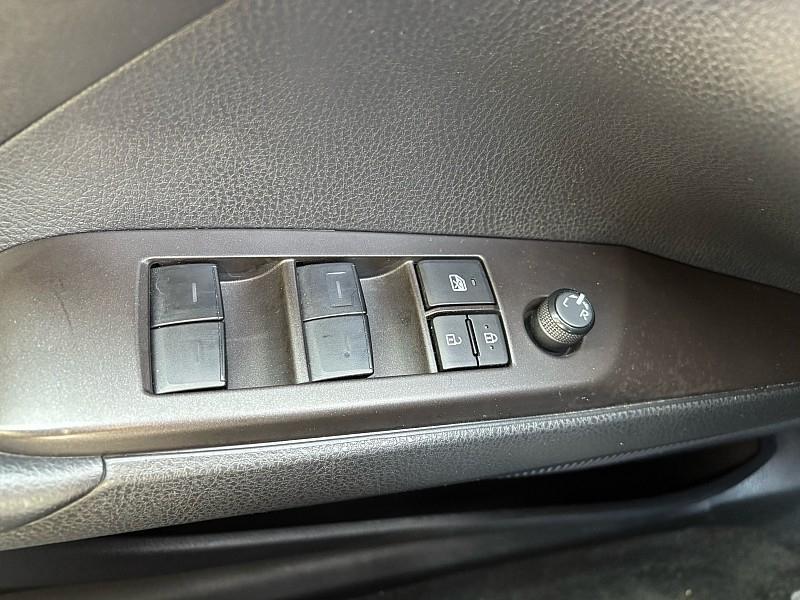 Toyota Camry SE Auto (Natl) 2024