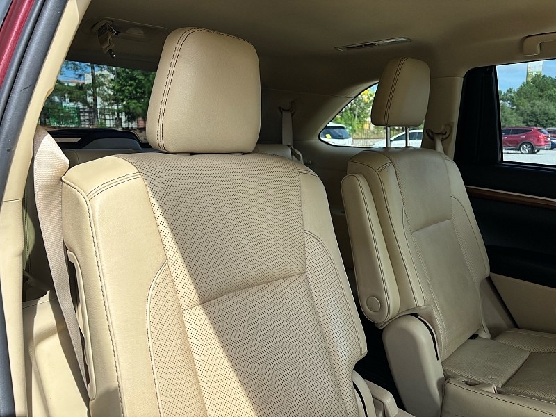 Toyota Highlander Limited V6 FWD (Natl) 2019