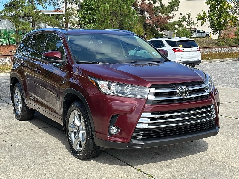 Toyota Highlander Limited V6 FWD (Natl) 2019