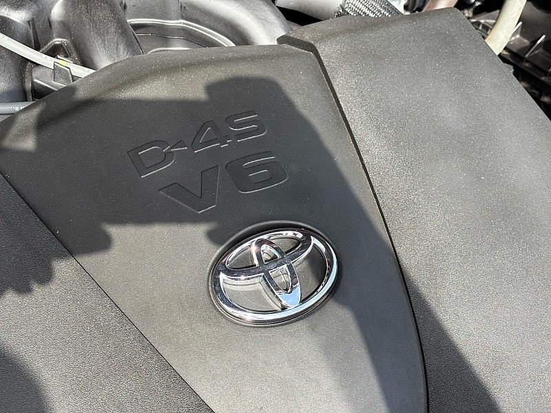 Toyota Highlander Limited V6 FWD (Natl) 2019