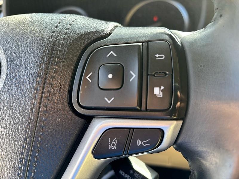 Toyota Highlander Limited V6 FWD (Natl) 2019