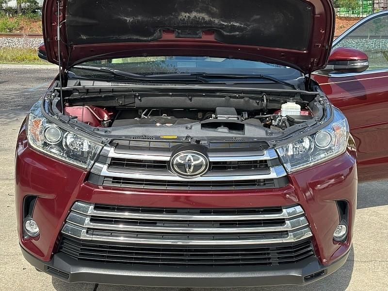 Toyota Highlander Limited V6 FWD (Natl) 2019