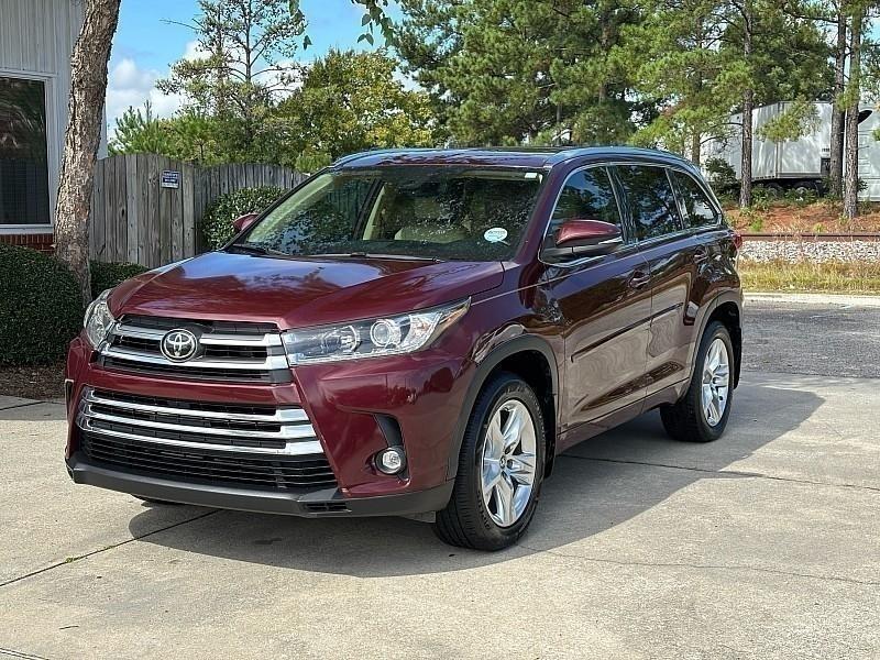 Toyota Highlander Limited V6 FWD (Natl) 2019