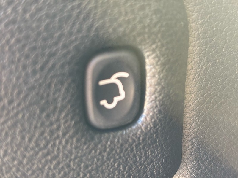 Jeep Grand Cherokee RWD 4dr Limited 2016 Jeep Grand Cherokee RWD 4dr Limited 2016