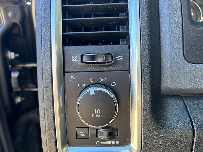 RAM 1500 Big Horn 4x2 Quad Cab 6'4" Box 2018