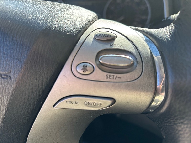 RAM 1500 Big Horn 4x2 Quad Cab 6'4" Box 2018