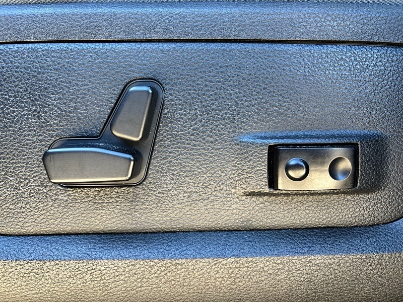 RAM 1500 Big Horn 4x2 Quad Cab 6'4" Box 2018