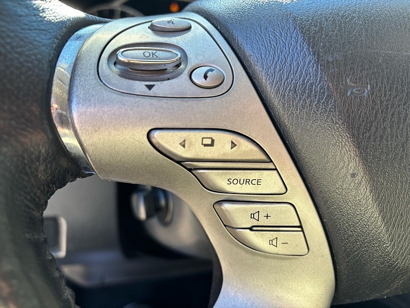 RAM 1500 Big Horn 4x2 Quad Cab 6'4" Box 2018