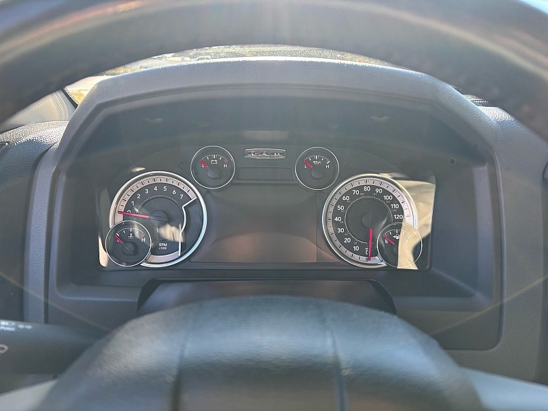 RAM 1500 Big Horn 4x2 Quad Cab 6'4" Box 2018