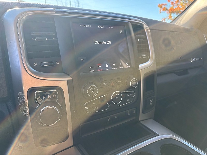 RAM 1500 Big Horn 4x2 Quad Cab 6'4" Box 2018