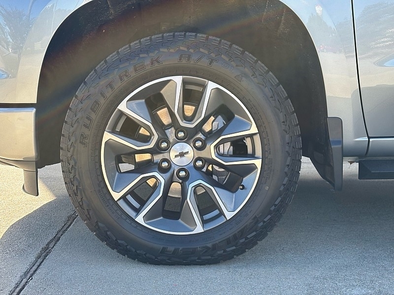 Chevrolet Silverado 1500 4WD Crew Cab 147" RST 2023