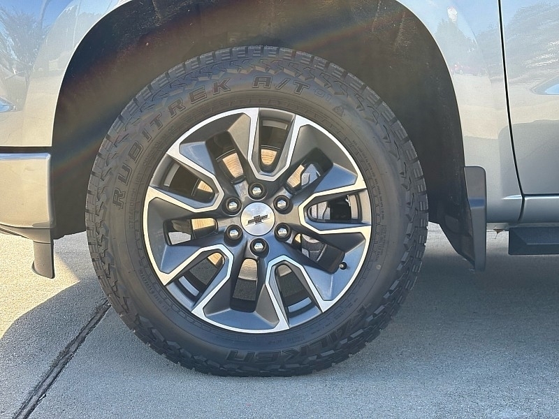 Chevrolet Silverado 1500 4WD Crew Cab 147" RST 2023
