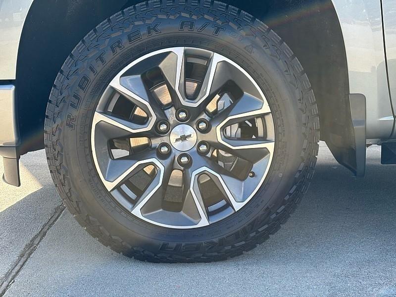 Chevrolet Silverado 1500 4WD Crew Cab 147" RST 2023