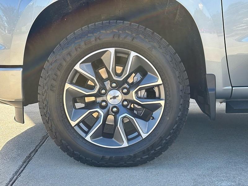 Chevrolet Silverado 1500 4WD Crew Cab 147" RST 2023