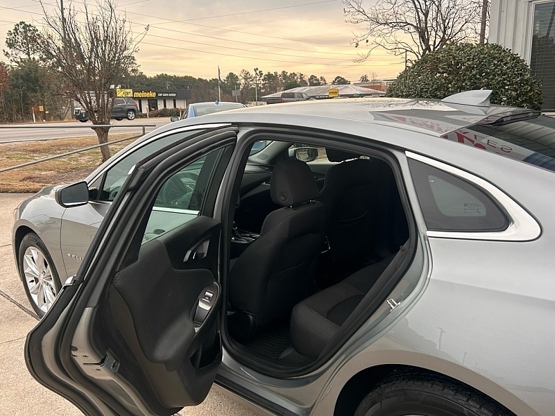 Chevrolet Malibu 4dr Sdn 1LT 2023