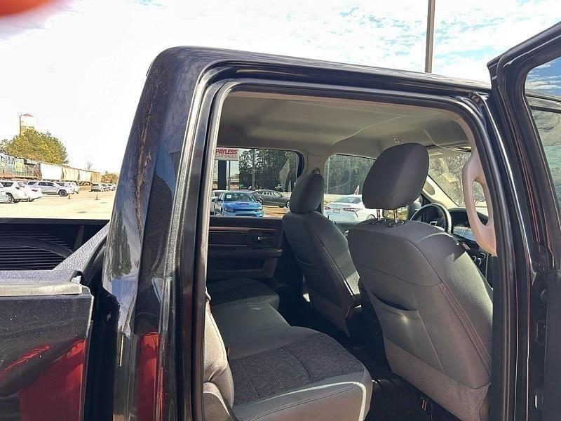 RAM 1500 Big Horn 4x4 Crew Cab 5'7" Box 2018