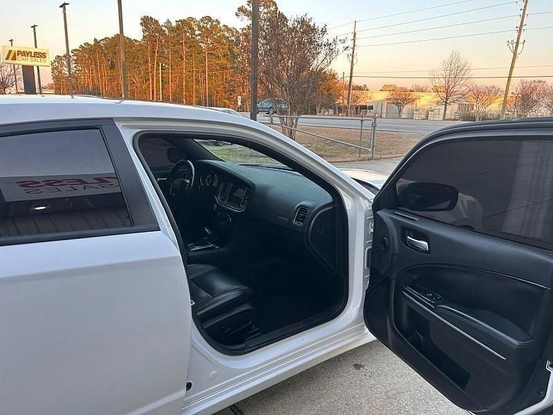 Dodge Charger SXT RWD 2022