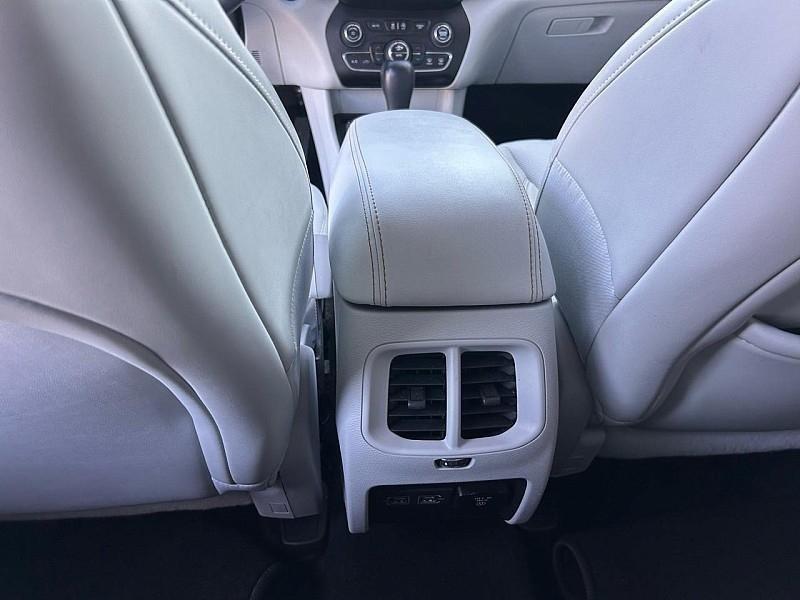 Jeep Cherokee Latitude Lux 4x4 2022