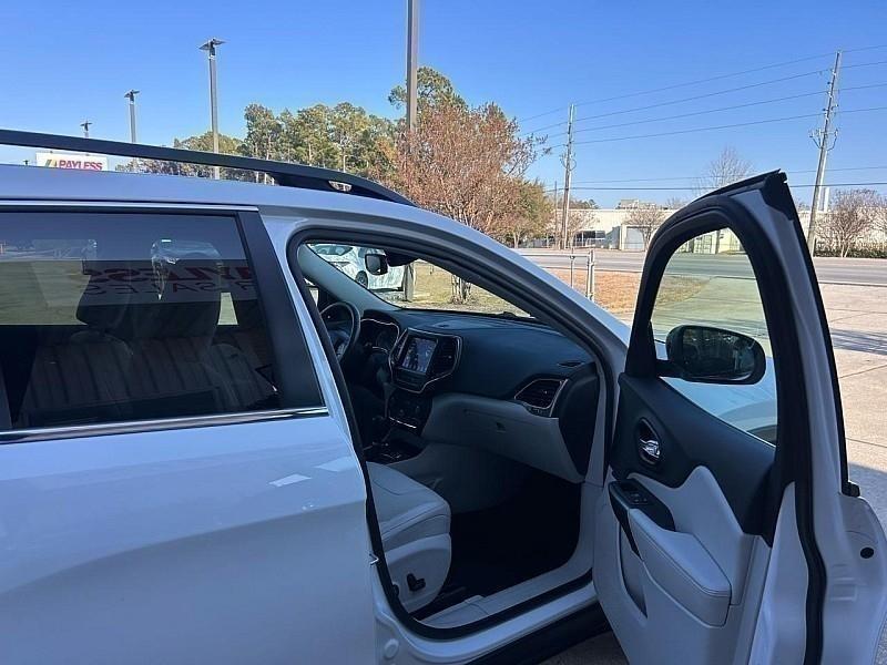 Jeep Cherokee Latitude Lux 4x4 2022