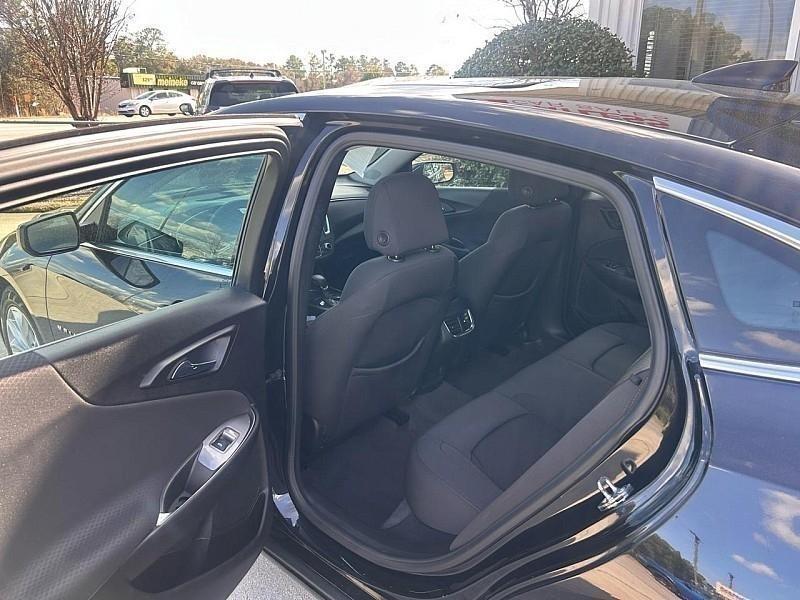 Chevrolet Malibu 4dr Sdn LT 2021