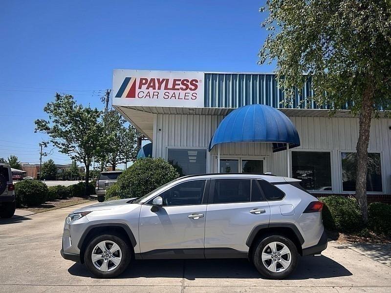Toyota RAV4 XLE AWD (Natl) 2019