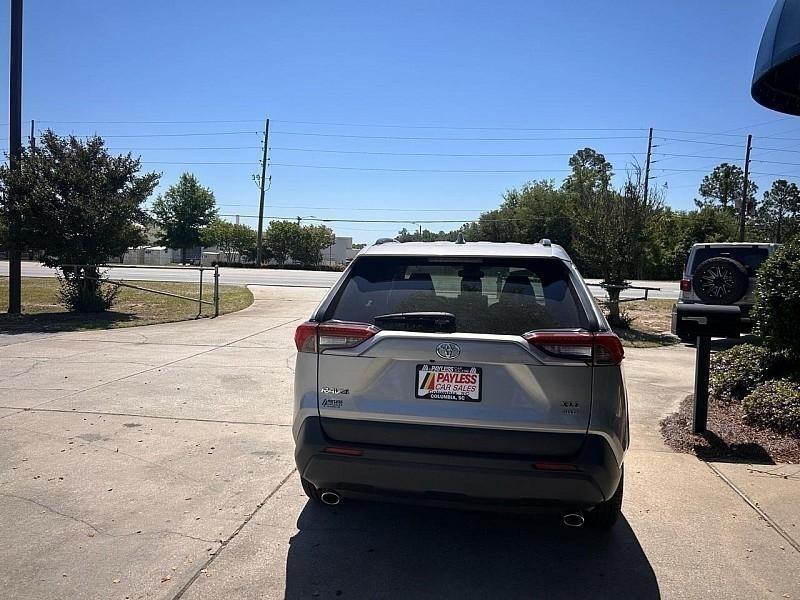 Toyota RAV4 XLE AWD (Natl) 2019