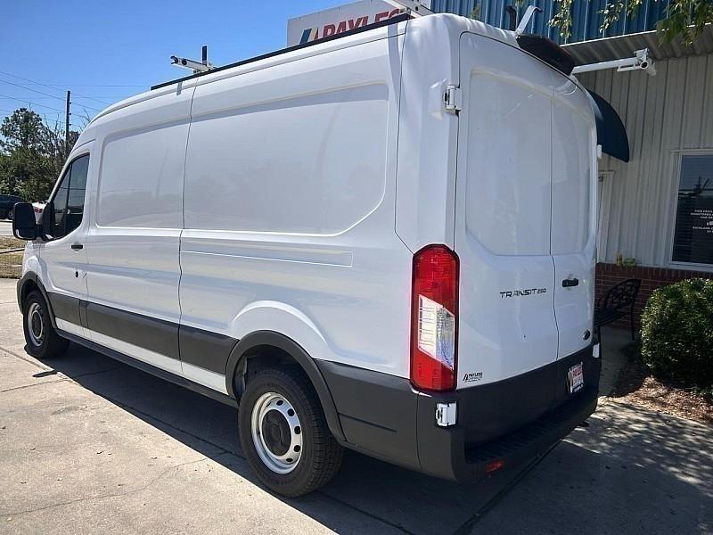 Ford Transit Cargo Van T-250 130" Med Rf 9070 GVWR RWD 2021