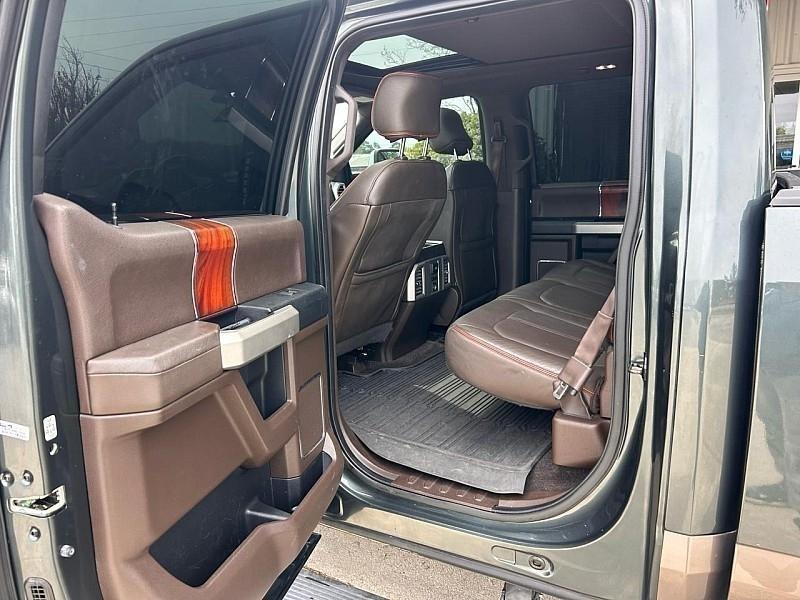 Ford F-150 4WD SuperCrew 145" King Ranch 2015