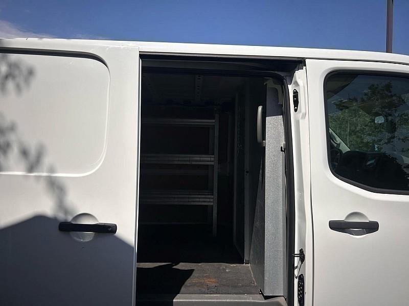 Nissan NV Cargo NV1500 Standard Roof V6 SV 2018
