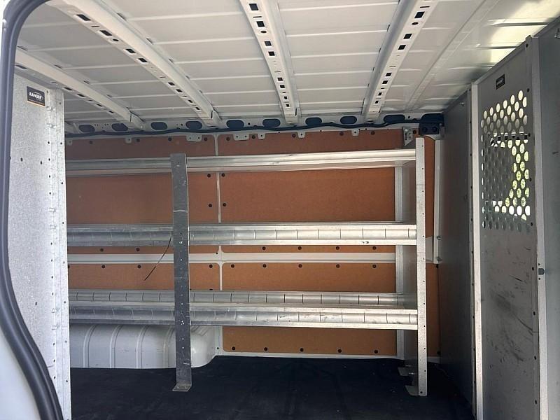 Nissan NV Cargo NV1500 Standard Roof V6 SV 2018